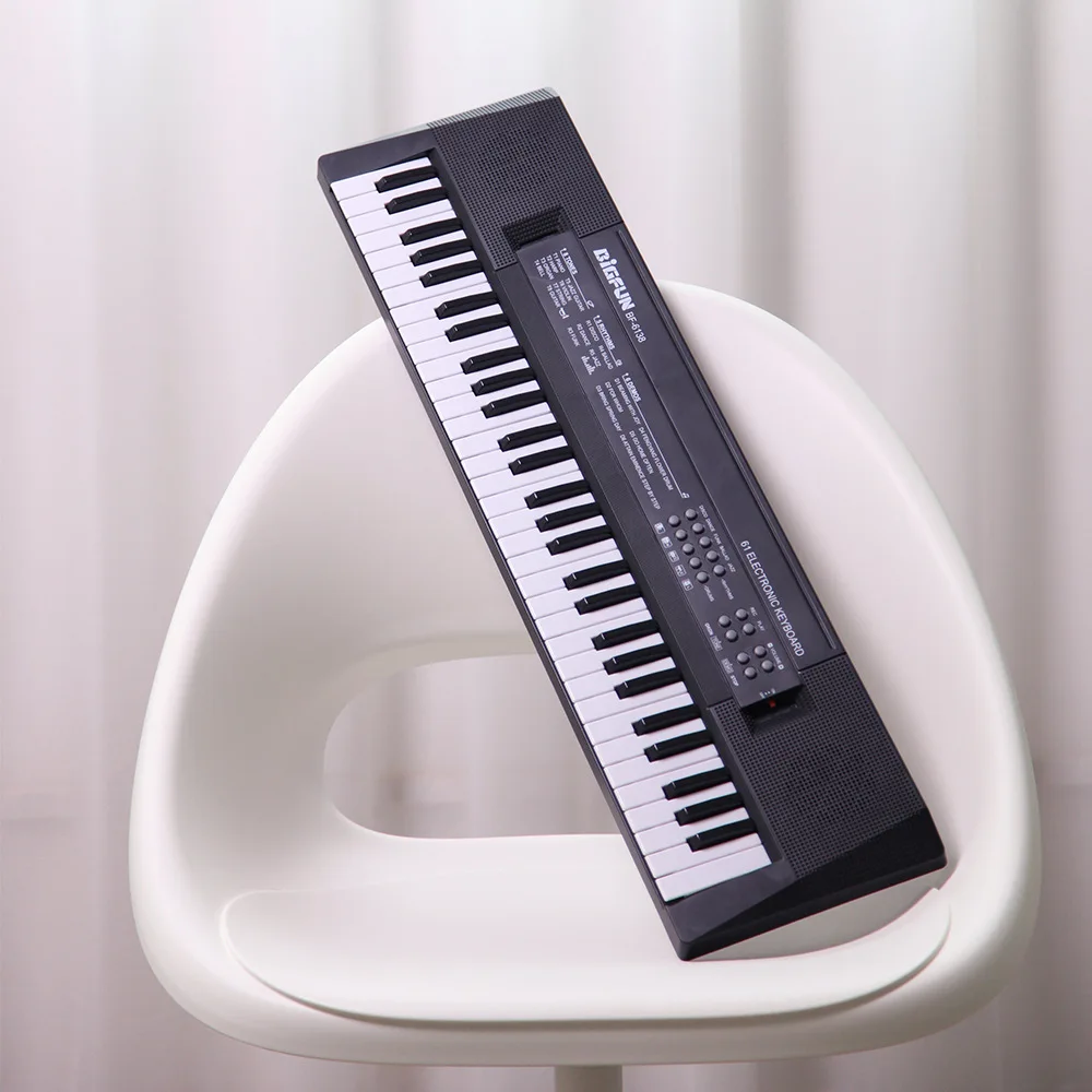 China USB Charging Keyboard Hot Selling 61 Keys Electric Piano