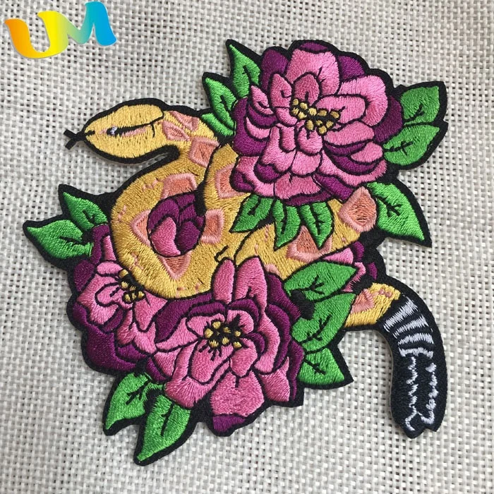 
Personalized Logo Round Shape Patches Custom Iron On Embroidery Patch For Clothing 