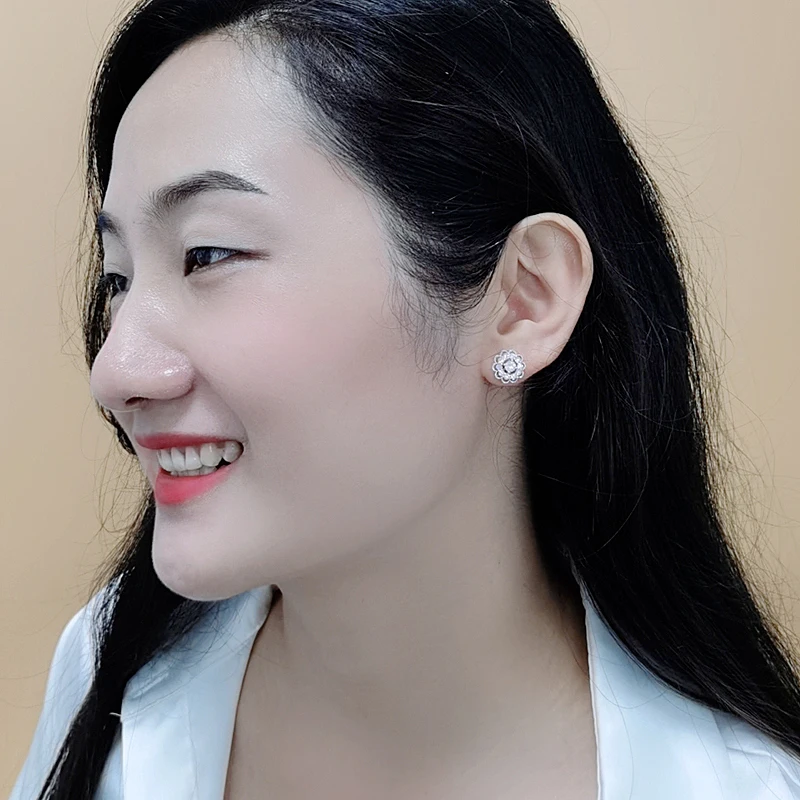 Лидер продаж алмазные свадебные серьги-гвоздики с кристаллами Swarovski в форме цветка стерлингового серебра женские серьги