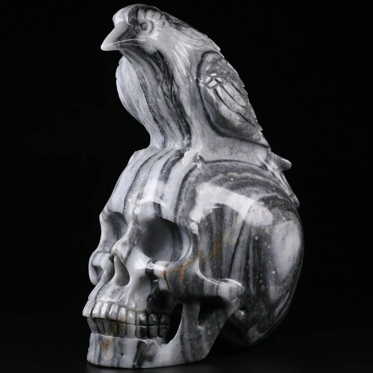 High quality customized hand carved crystal art sculpture folk crafts crystal raven skulls with dragon with crow
