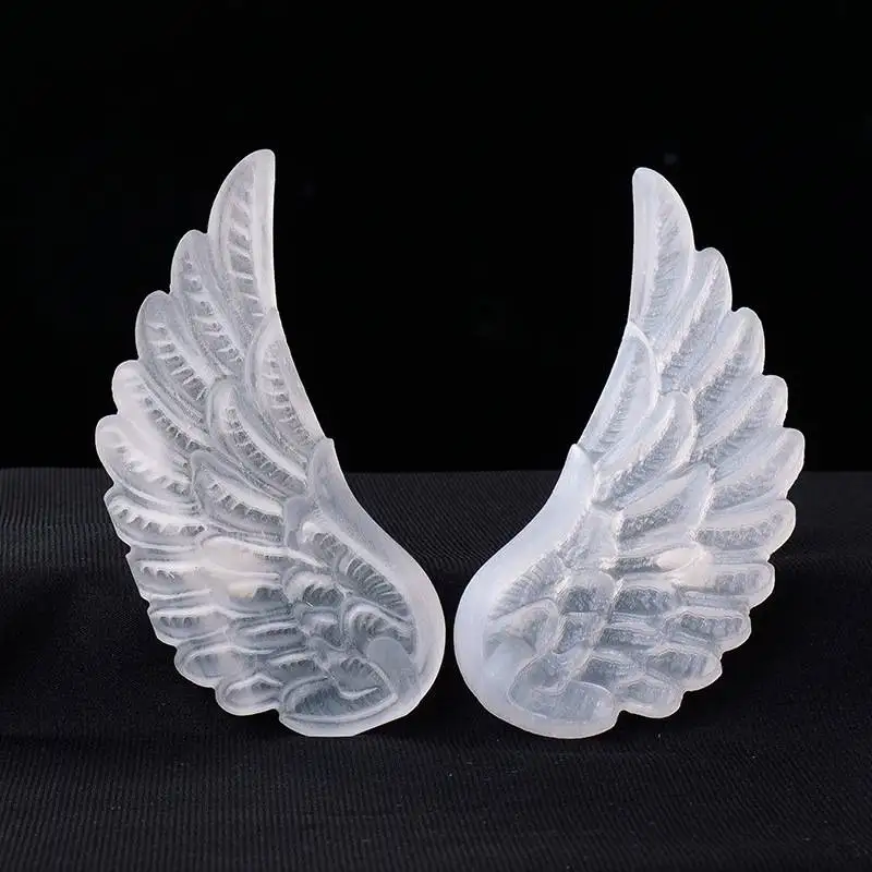 Middle Polished Natural White Selenite Angel Wing Sculpture Crystal Jade Healing Crafts for Home Decor Gifts with Stone Theme