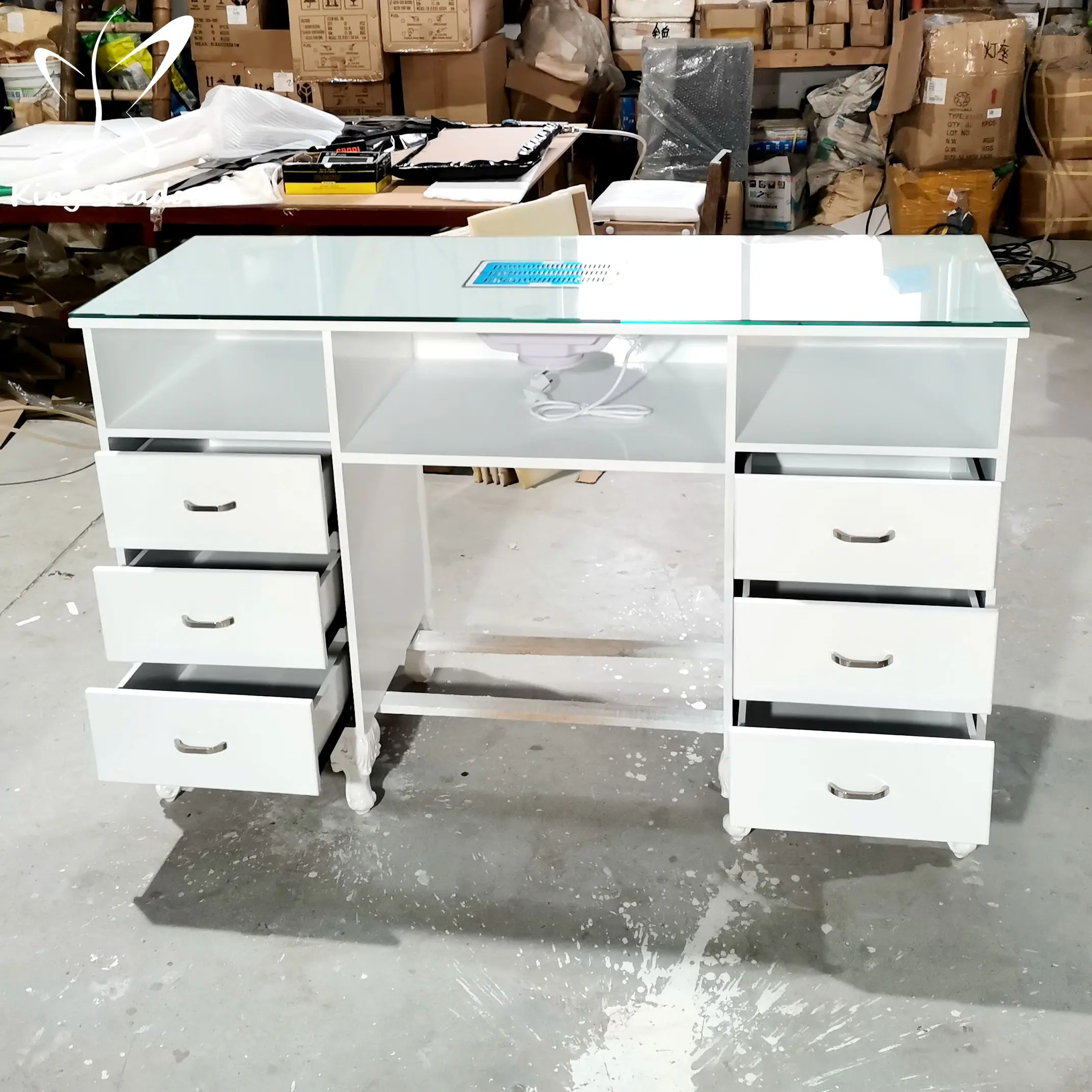 North European style nail salon furniture cheap nail table manicure table manufacturer