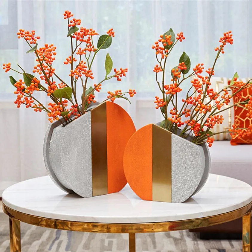 Customized Design Wood And Pu Leather Vase