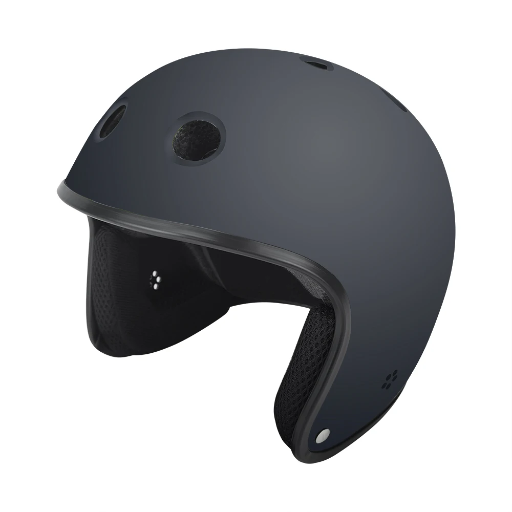 skate helmet (4).jpg