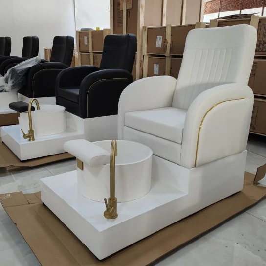 Daimi Popular Modern Nail Salon Massage Backrest Foot Spa  Pu Leather Cover Black Pedicure Chair With Regulating Hot Cold Water