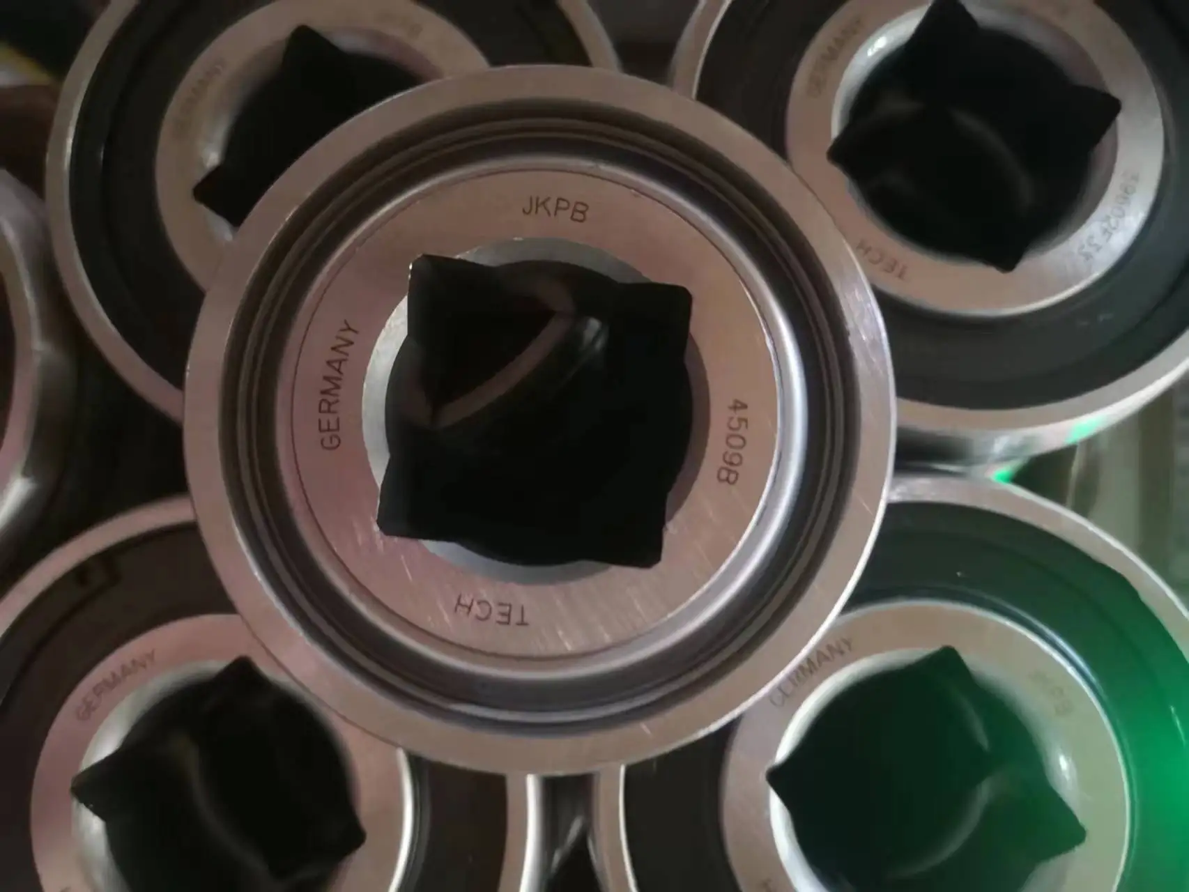 Disc Harrow Type agricultural machinery ball Bearing square hole Bearing 39602 / F33