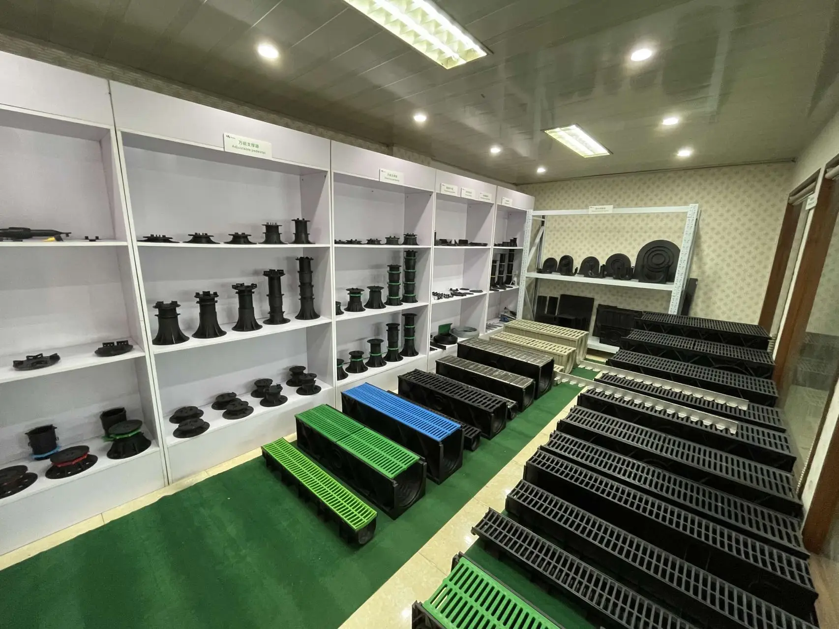 Outdoor Plastic Building Material Ditch Drain Trench Channel for Drainage
