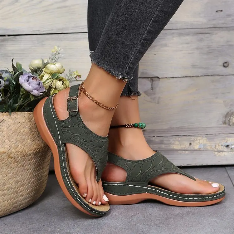 Cheap 2023 hot retro ladies outdoor beach sandals shoes buckle strap flip flops embroidered women luxury wedge sandals