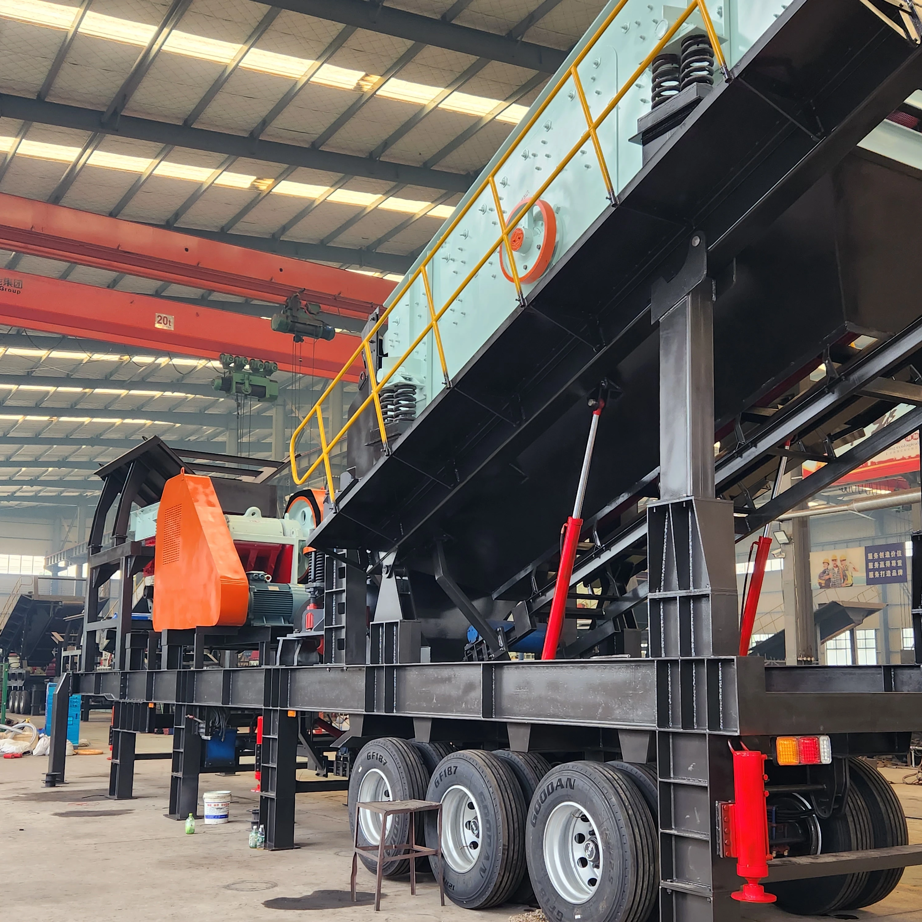China Factory Manufacturing High Performance Crawler Crusher For Stone