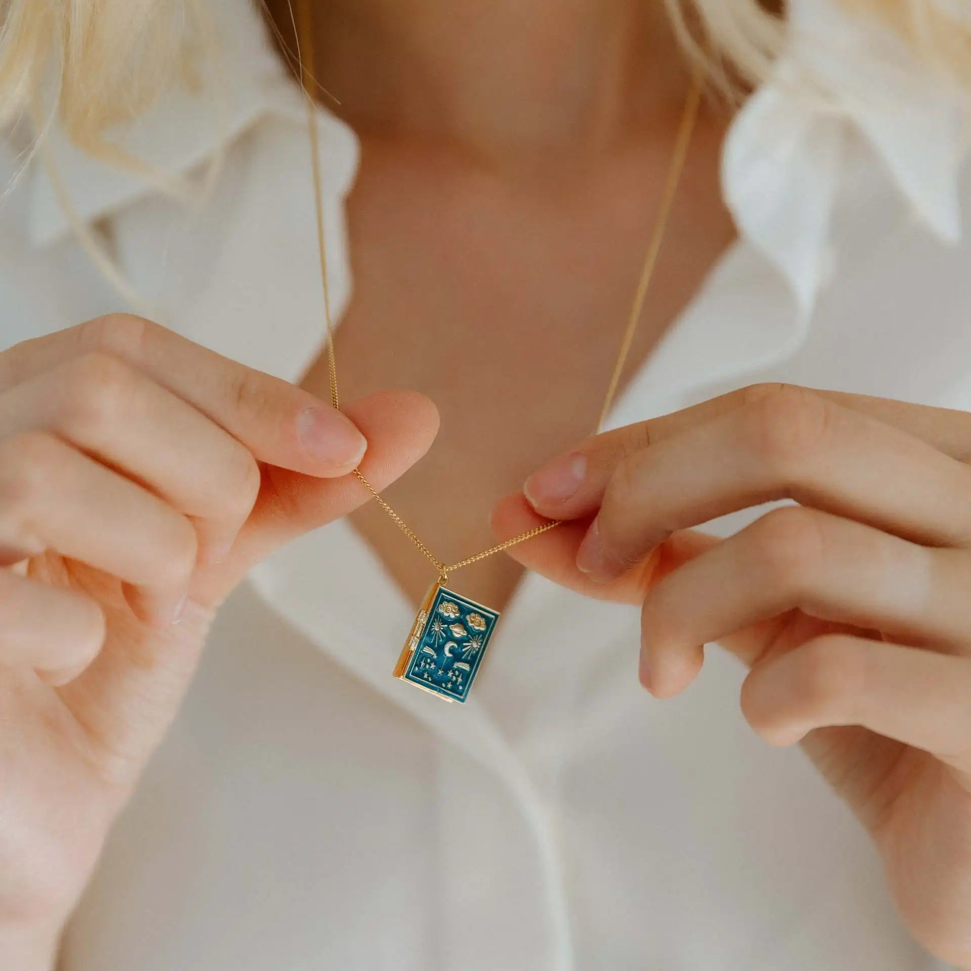 Модная Изысканная винтажная красочная эмалированная Бижутерия 18 карат позолоченная латунная коробка цепочка с подвеской Таро для женщин и девушек