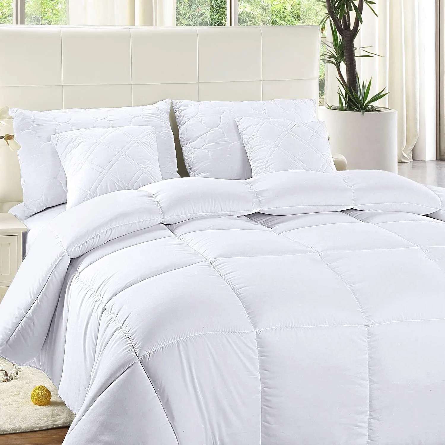 Customized Hotel Quite Solid Color Bed Quilted Overfilled Comforter Polyester Duvet Insert for