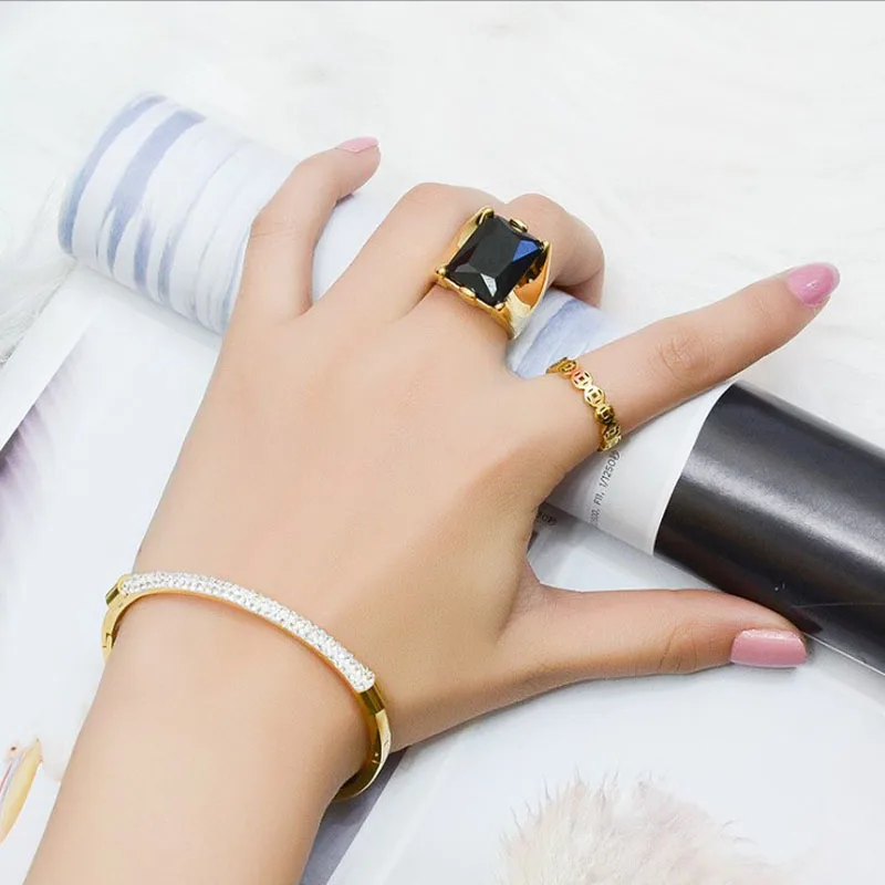 Personalized big stone titanium stainless steel gold plated black CZ diamond ring