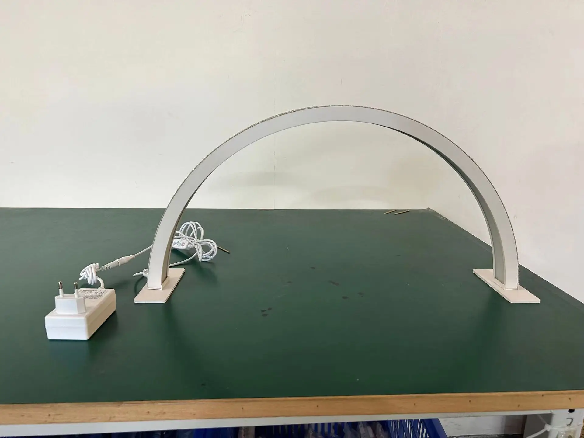 Hotselling Desktop Half Moon Lamp Nail Table Cold Light Fill Light Nail Salon Desk Lamp Large-Sized Beauty Half Moon Nail Lamp