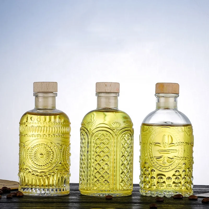 Different Shape 50ML 100ml 150ml 200ml 250ml Mini Liquor Wine Glass Bottle For Sale