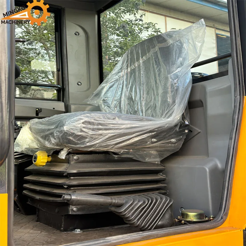 EPA CE Kubota 2.5ton 4 wd boom forklift compacted small mini telescopic wheel loader  price for sale
