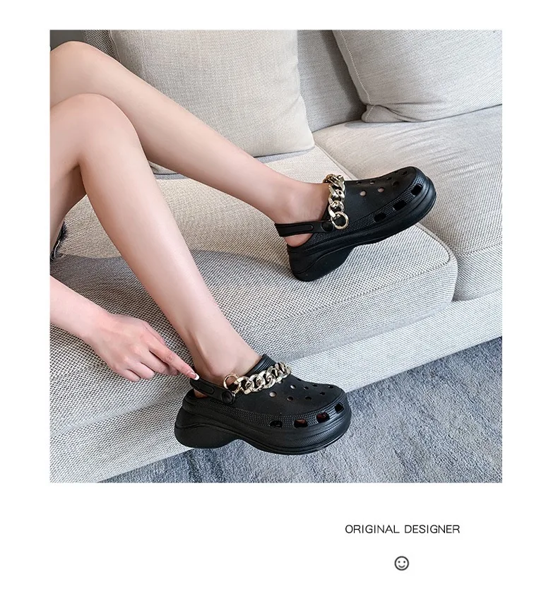2021 Hot Sale High Quality Clear PVC Clogs With Diamonds Charms Cool Metal Chain Garden Shoes Custom Sandals With Logo