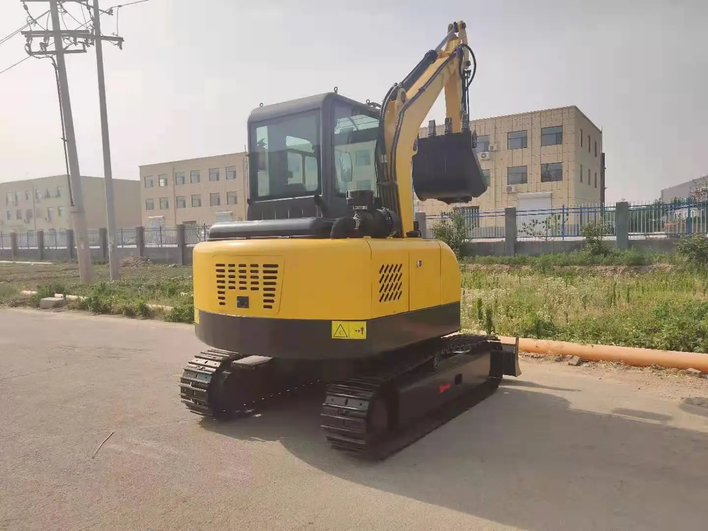  Недорогой Китайский бренд CM9025 19C-1 2 5 тонный Гусеничный мини-экскаватор с ведром для большого пальца в наличии горячая
