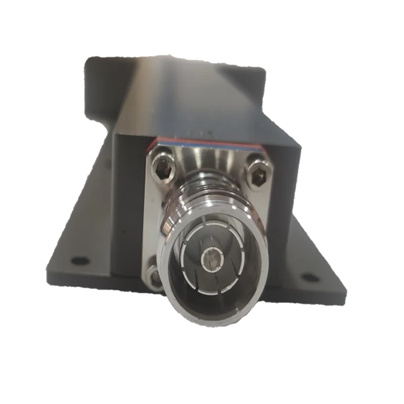 600-6000 MHz  50W indoor /outdoor application IP67 -155dBc 2 way power splitter/divider with 4.3/10-female connector