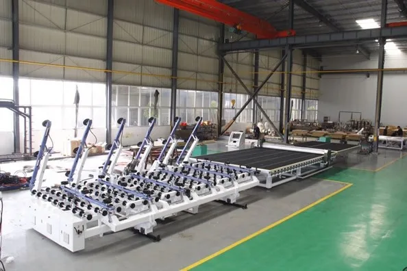 Wide range glass cutting table loading arm automatic integrated glass breaking machine making line
