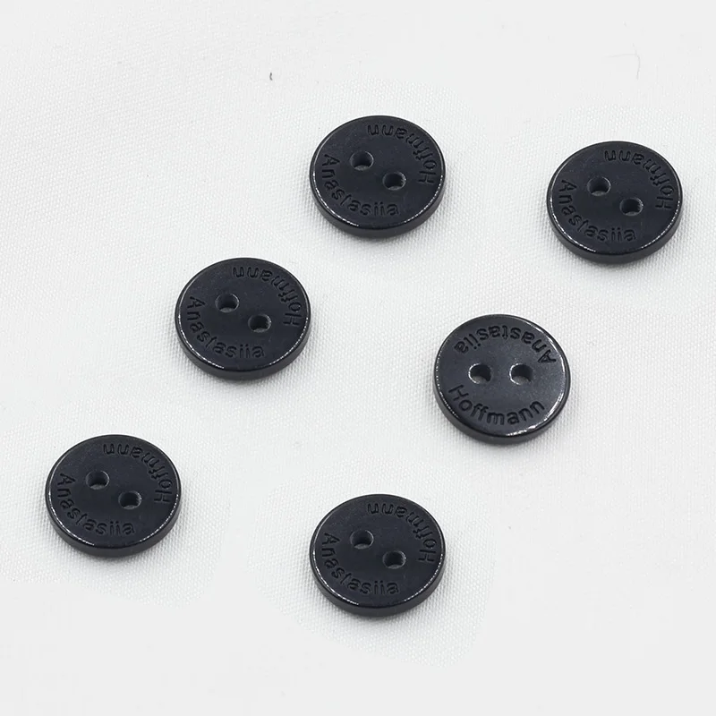 Factory Wholesale Custom brand logo Garment Sewing 4 Hole Resin Buttons For Clothing