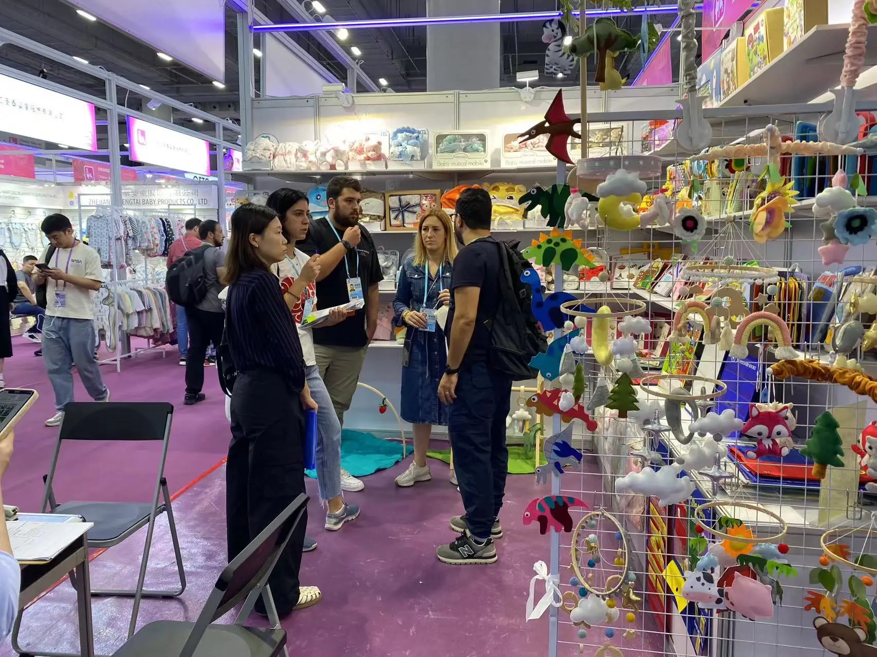 fashion best seller cute little bee toys with high quality wholesale china