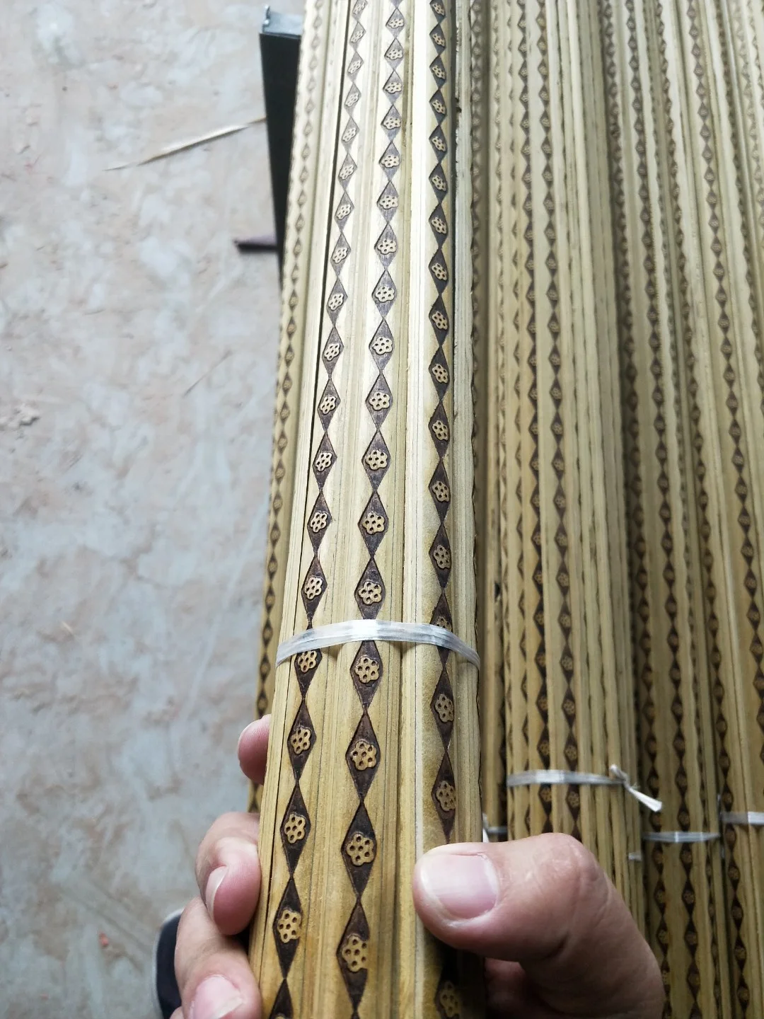 Chinese Teak Wood Moulding Wooden Door Frame Teak Wood Moulding