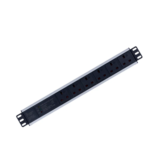 China manufacture 19 inch 6 ways UK type PDU socket with switch