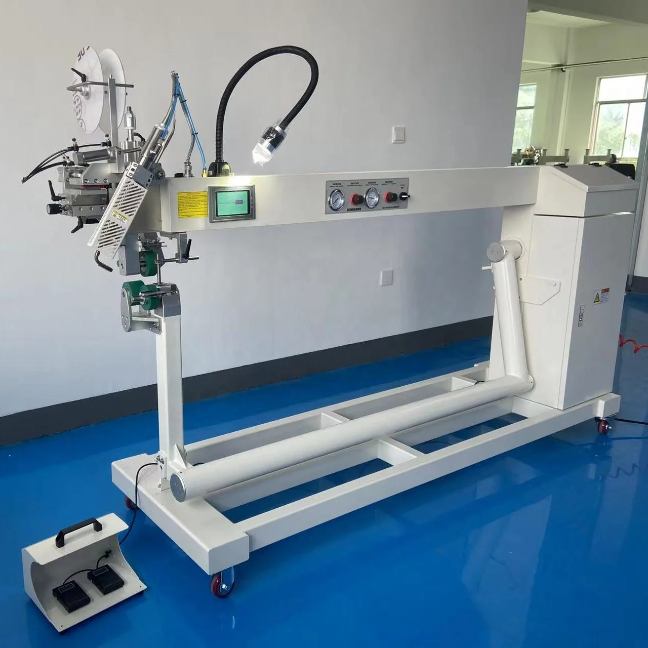 Extended Arm and pulling roller model Hot Air Seam Sealing Machine
