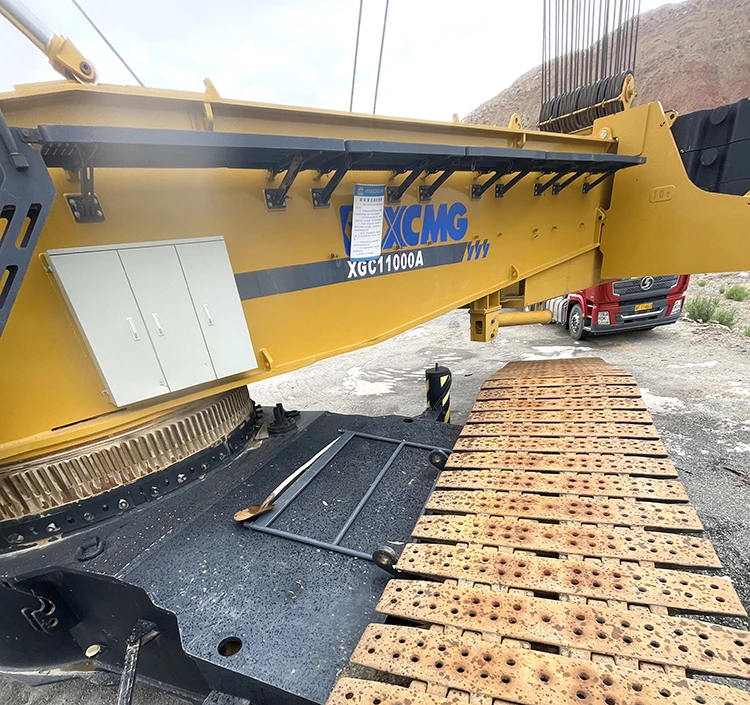 XCMG Official XGC11000A Construction Equipment 650 Tons Second Hand Crawler Crane for Sale
