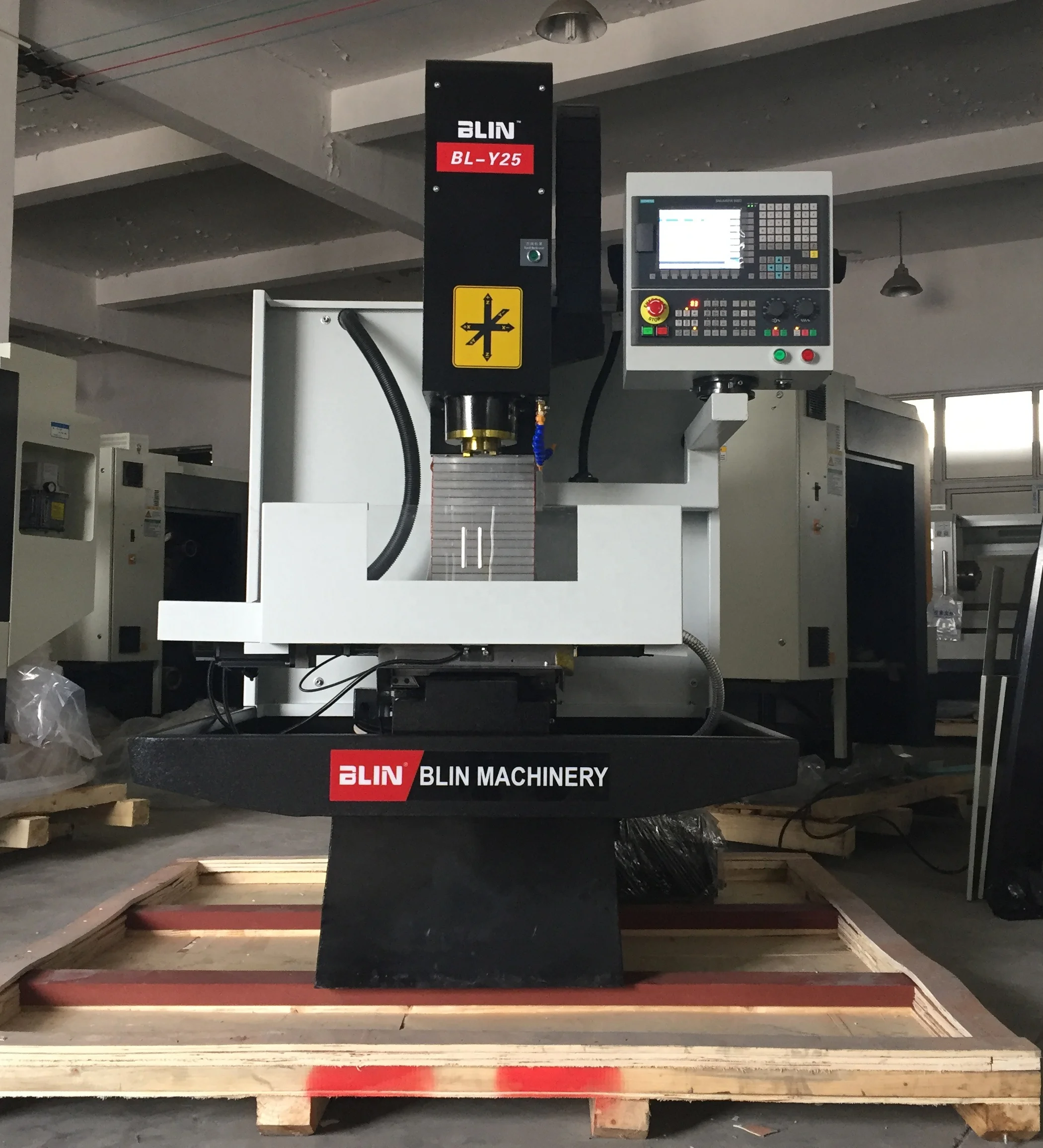 
BL-Y25 4 7 axis industrial universal vertical BT40 cnc precision mini milling machine with half closed cover 