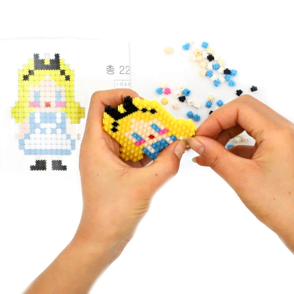 DIY Princess Kids Toys Puzzle Blocks Key Chain Toy Handmade Building Block Keychain Blocking For Kids Boys Girls Adults