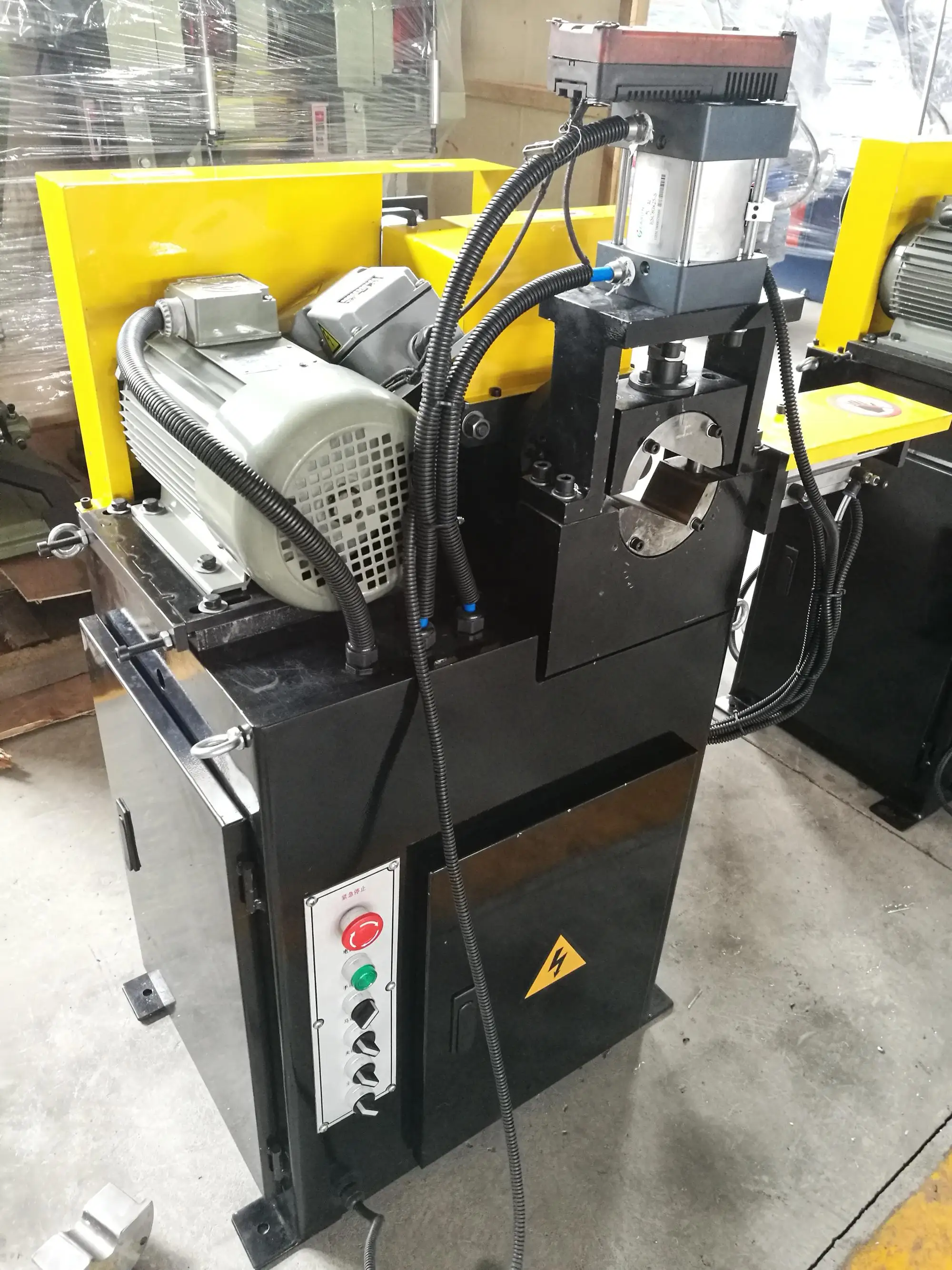 EF-AC/150 Automatic steel bar pipe tube chamfering machine