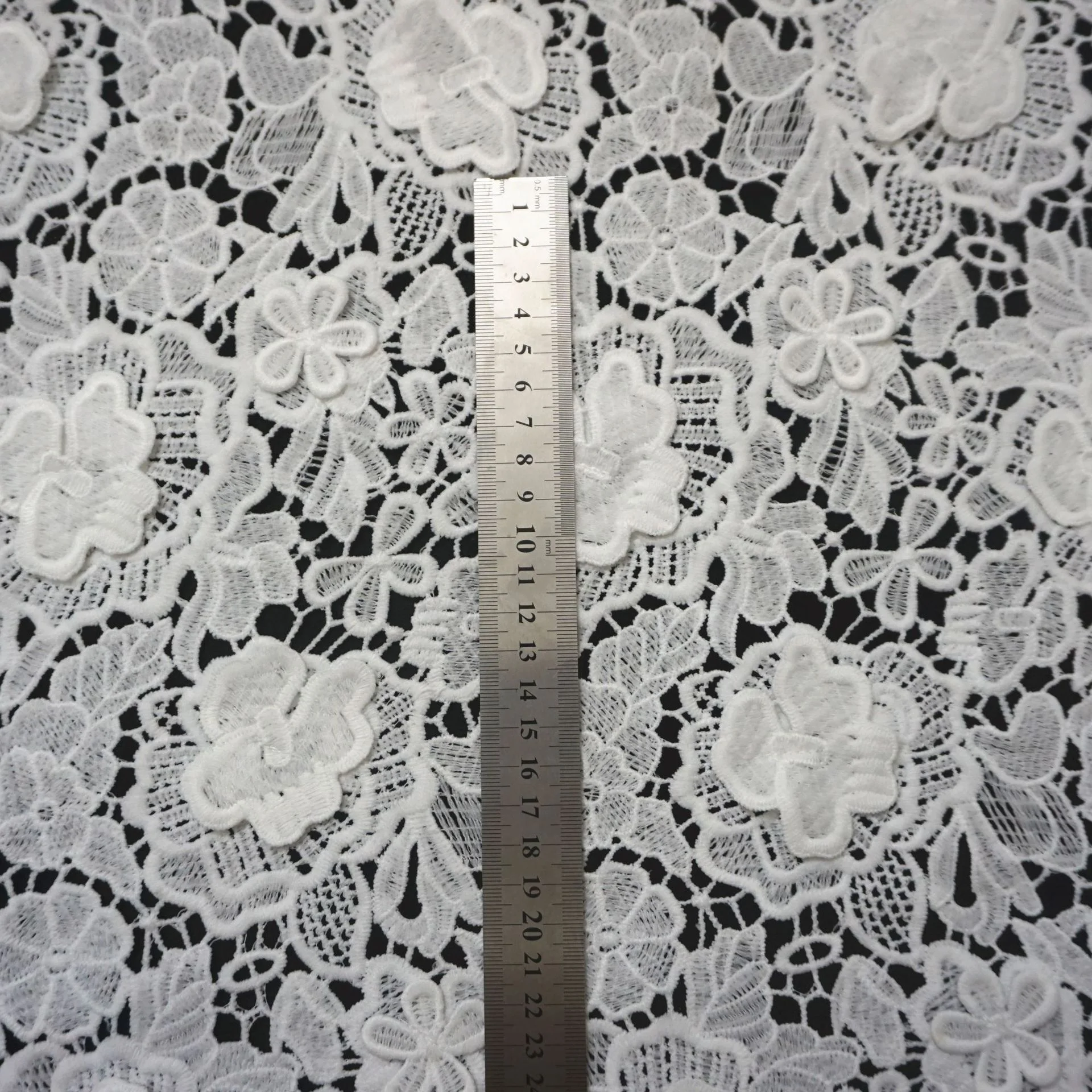 Excellent Quality New 3D Stereo Water-Soluble Embroidered 125cm Lace Fabric Milk Silk Full Home Textile Clothing Dyeable Plain