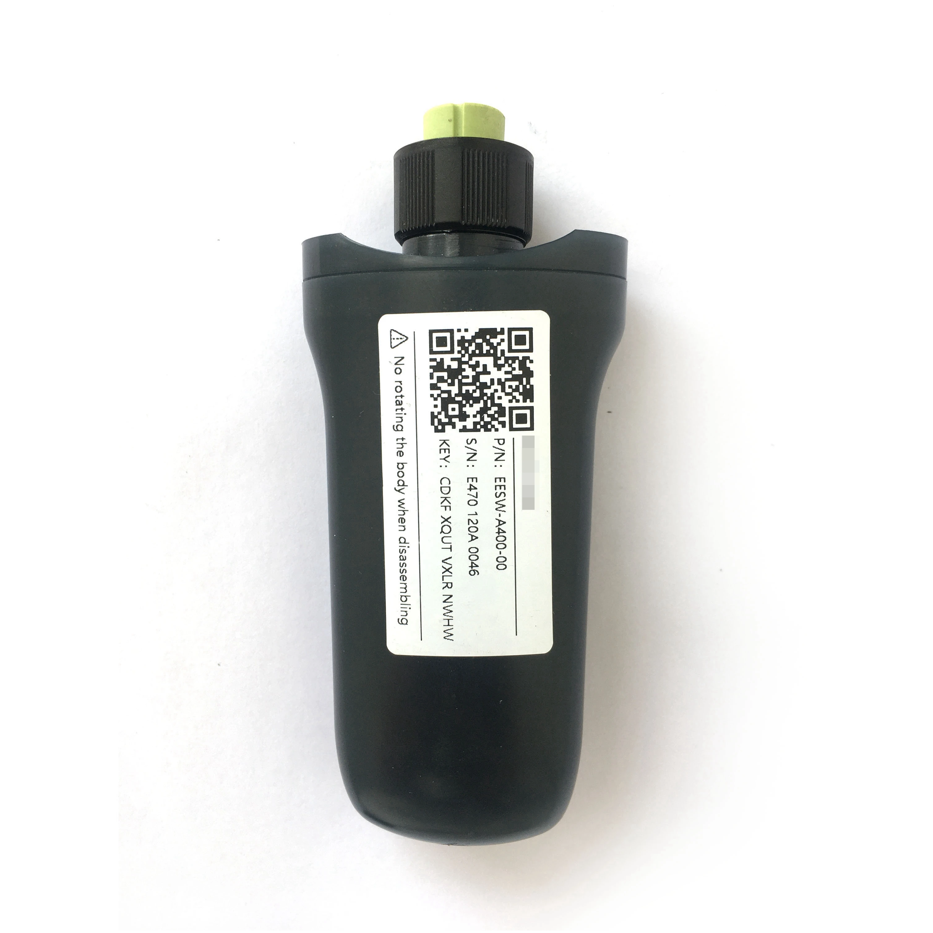 
 Специальный дизайн, широко используемый Wi-Fi ключ, инвертор Rmonitor, легко устанавливается в сеть  