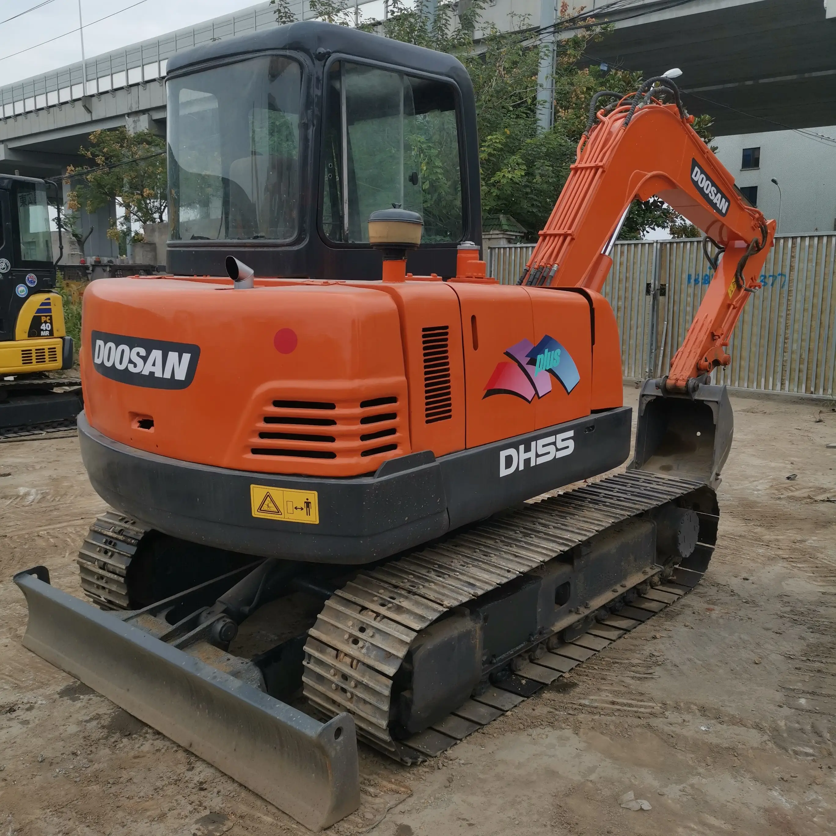 Doosan Dh 55 5 тонн мини-экскаватор б/у компактное строительное оборудование для продажи
