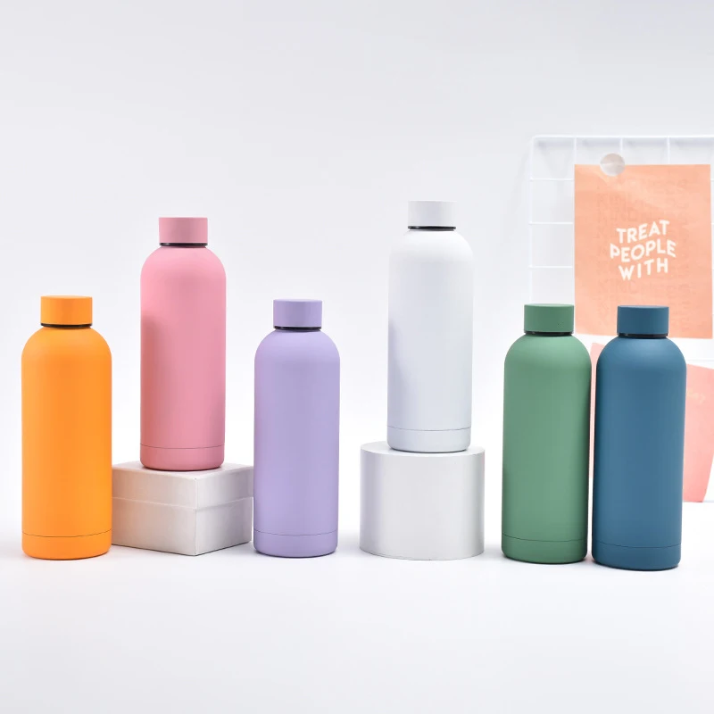 Soft Rubber Vacuum Flask 304 Stainless Steel Water Bottle with Rubber Paint for Hot and Cold Beverages