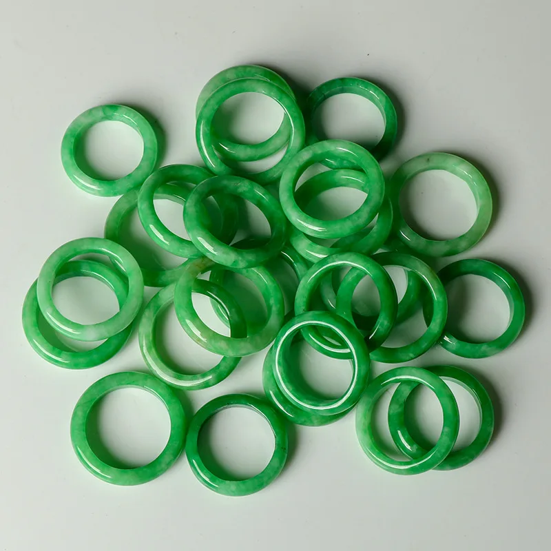 Wholesale Jadeite Ring Vintage Dry Green Small Circle Jade Ring Jewelry Round Natural Stone Jade Ring Hand Carved Crafts Gifts