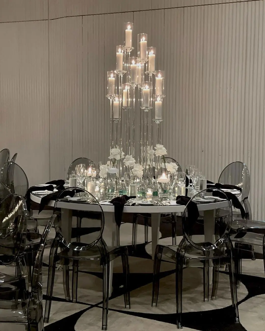 MH-TZ0571 20 Arms glass vase tube candle holder Tall Crystal Candelabra For Wedding Home Decoration candelabra