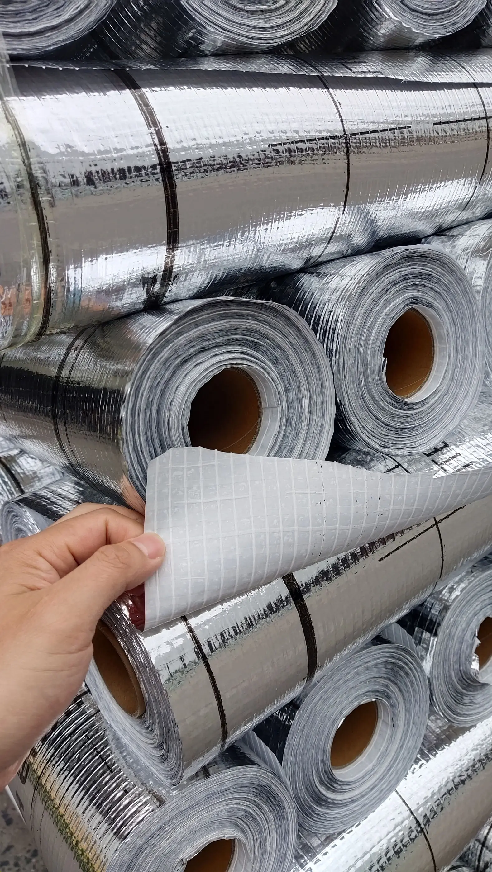 Aluminium Foil Laminated PE Woven Foil As vapor Insulation and Thermo Reflection