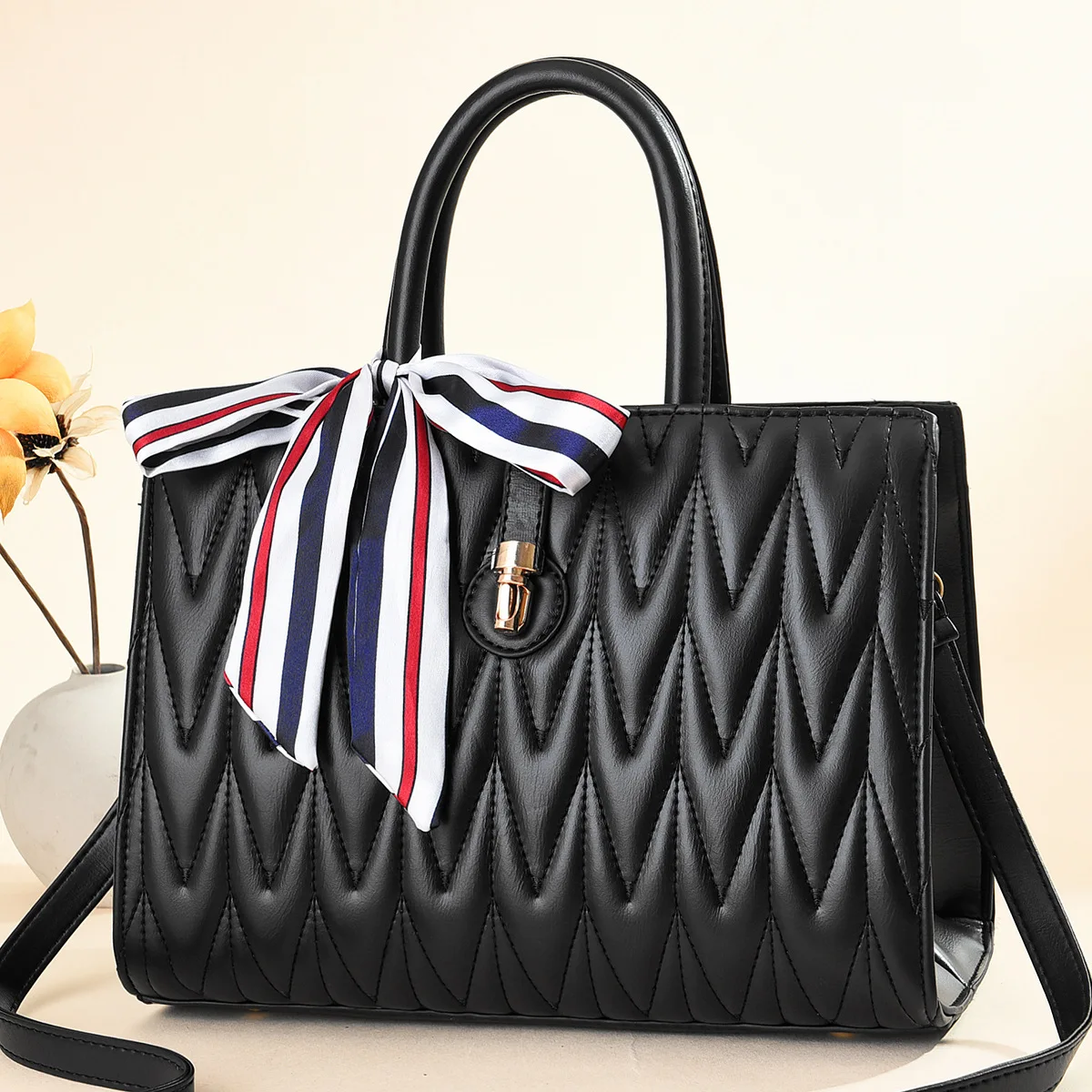 Custom hand bag women hand bags fashion manufacturer leather tote bag luxury handbags from China factory