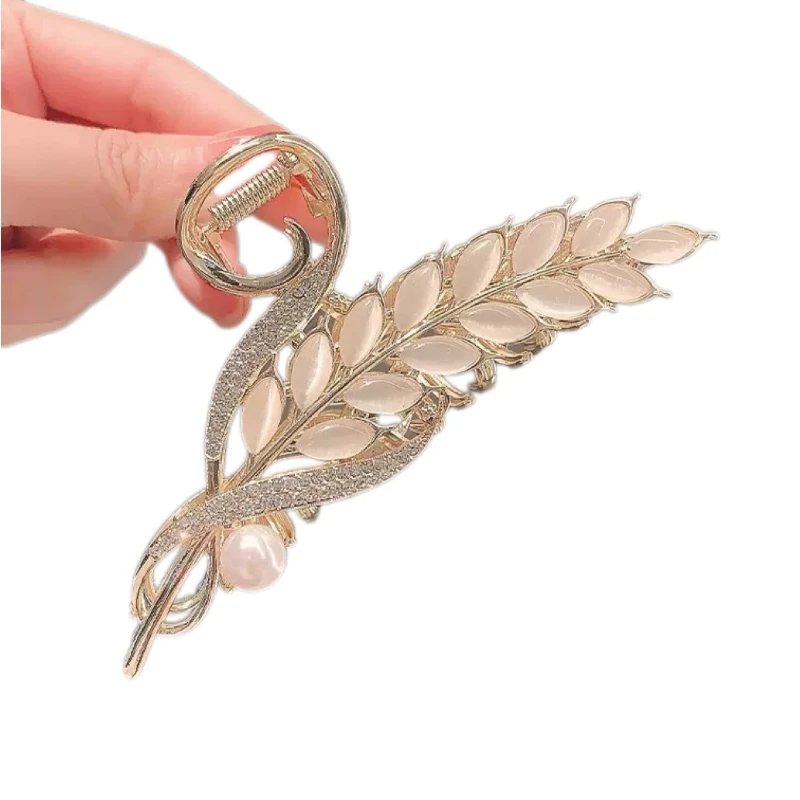 Hot selling item Retro Style Diamond An opal ear of Wheat Large Size Metal Claw