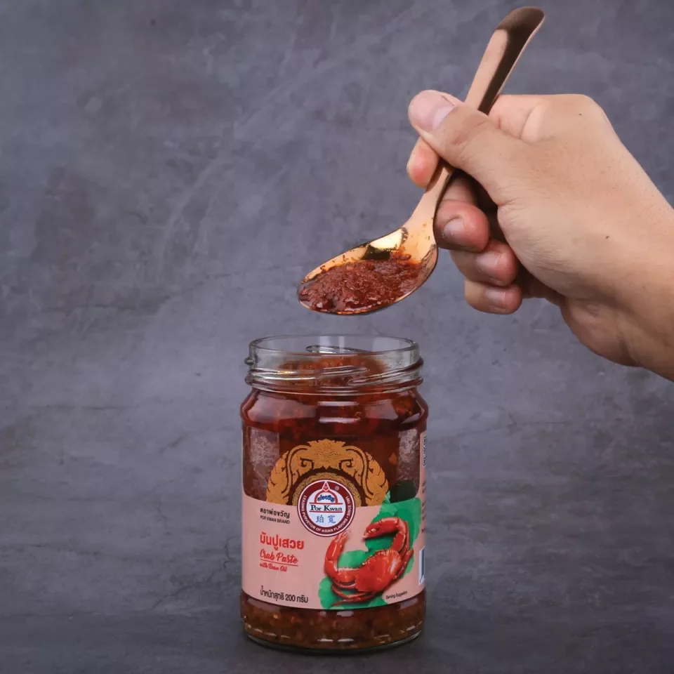 Top Seller Processing Food of Crab Oil Paste with Soybean Oil Salty and Sweet Taste by Por Kwan Glass Blttles for Cooking