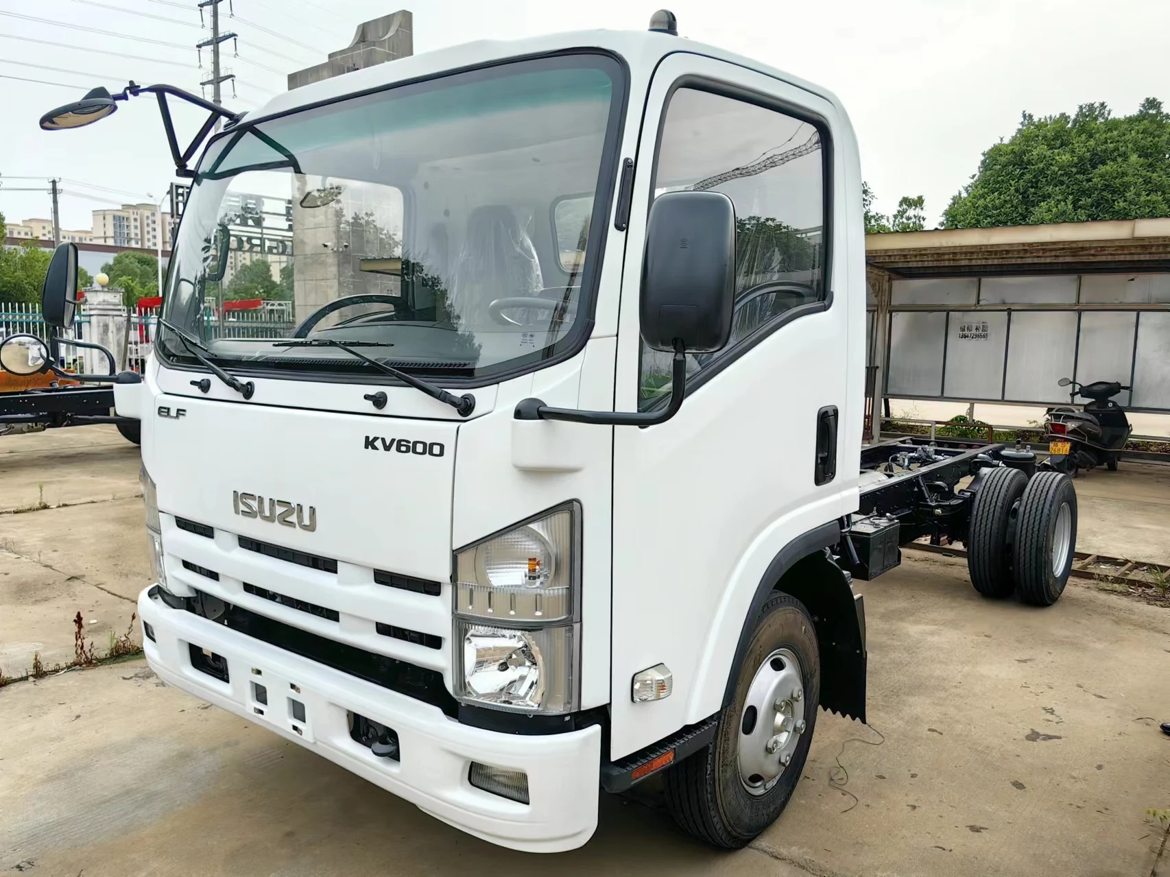 Используемая серия isuzu N ГОРЯЧАЯ распродажа