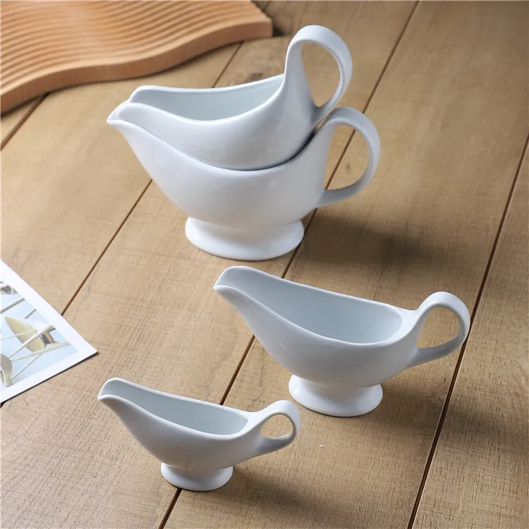 
New product custom size home hotel used sauce ceramic gravy boat for western restaurant 