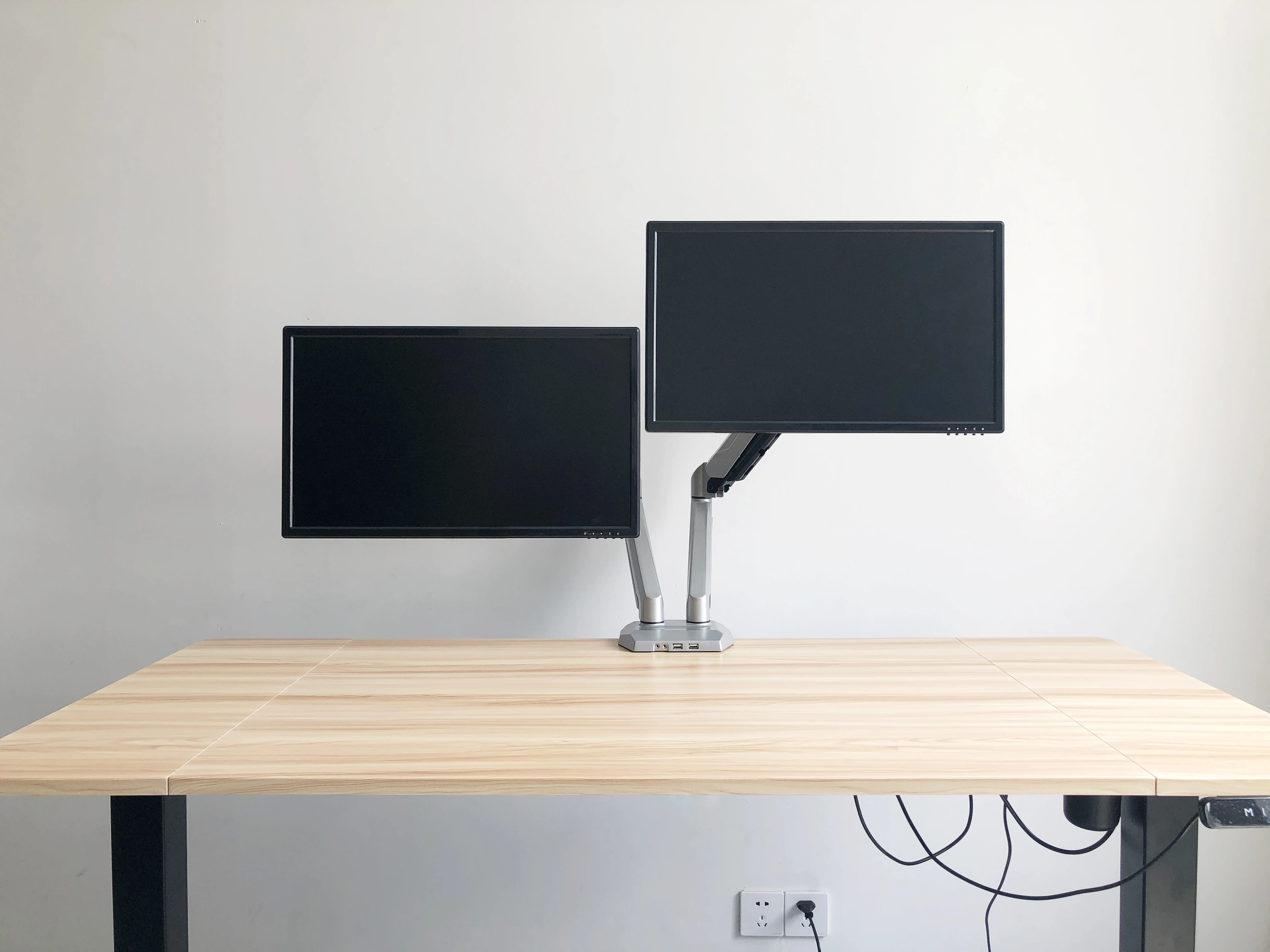 
Dual Monitor Stand Height Adjustable Gas Spring Double Arm Monitor Mount Desk Stand 