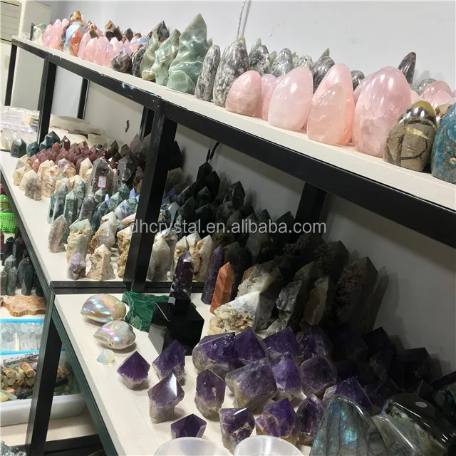 Wholesale Crystal rock Carnelian healing red Semi-Precious quartz Crystal Free Form Flame Natural standing stone for fengshui