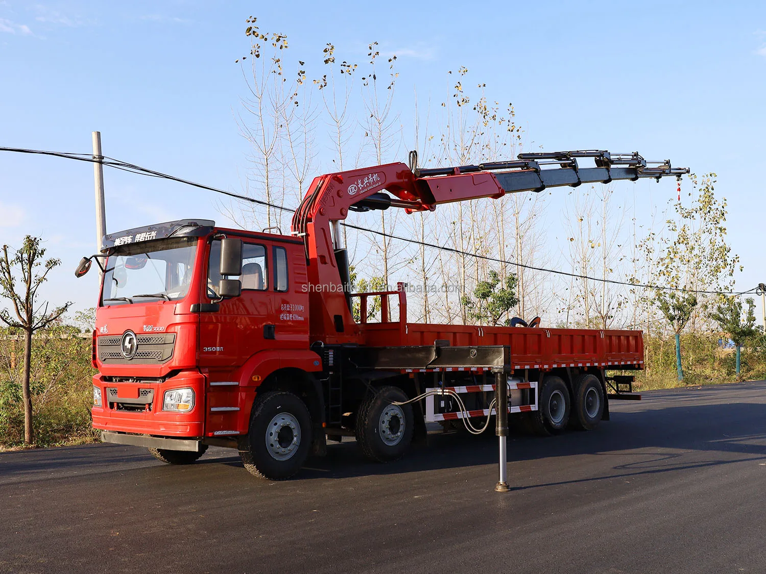 Shacman 8x4 Heavy Cargo Truck with Crane Shenbai 20Ton 25Ton 30Ton Hydraulic Folding Boom Truck Mounted Crane for sale