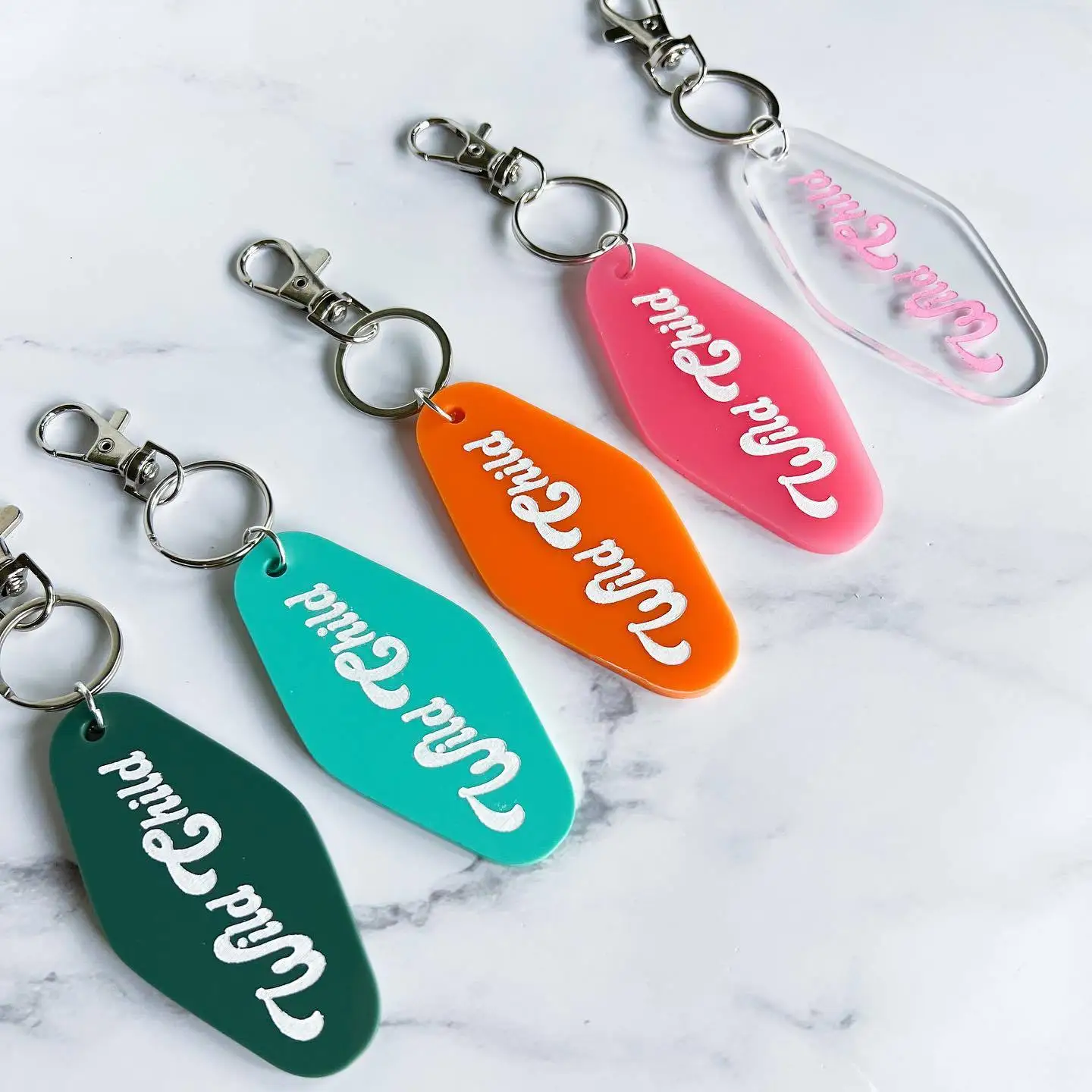Custom logo Promotional Blank Retro Vintage Motel Keychain Custom Logo Popular Plastic Hotel Key Chain transparent charm