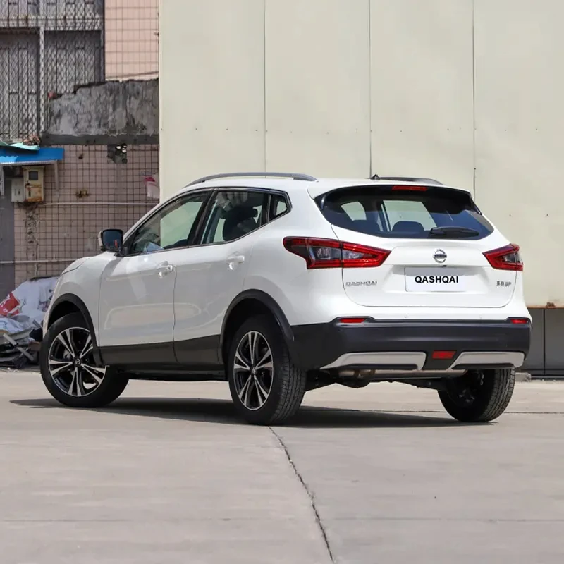 Good Condition Japanese Car NISSAN QASHQAI Automotive SUV New Petrol Gasoline Cars