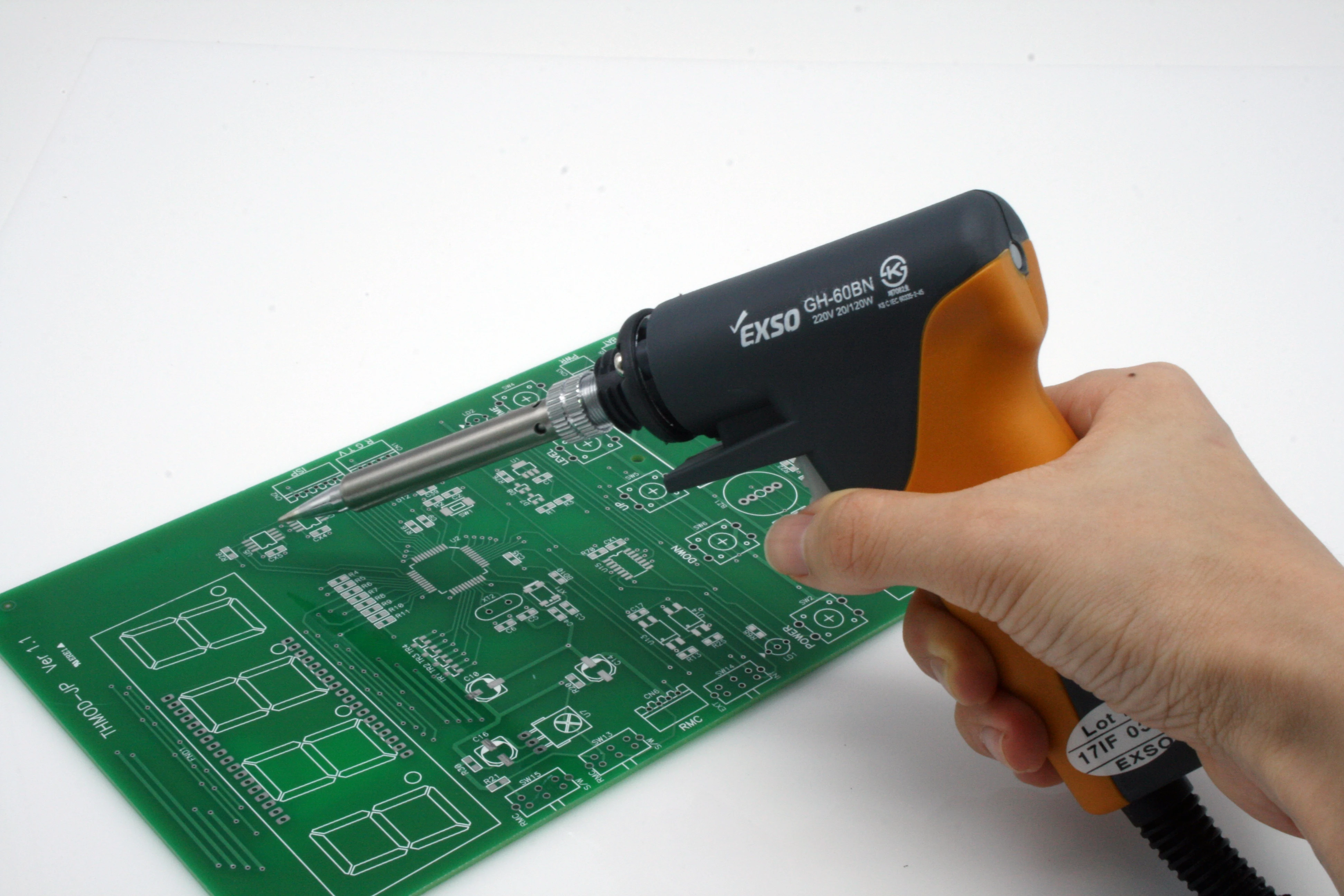 
EXSO Turbo Ceramic Free Voltage 220V Quick Solder Gun Soldering Iron. GH-60BN. Made In Korea 